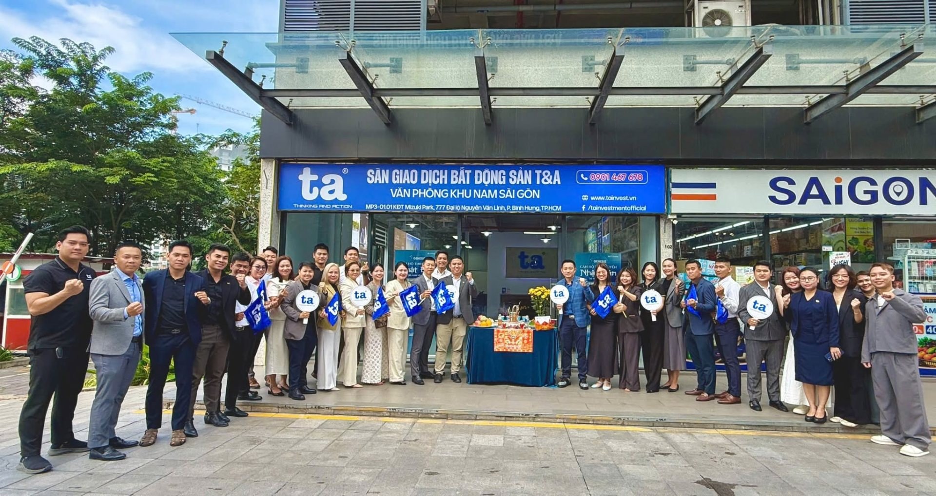 T&A Nam Sài Gòn - Mizuki Park